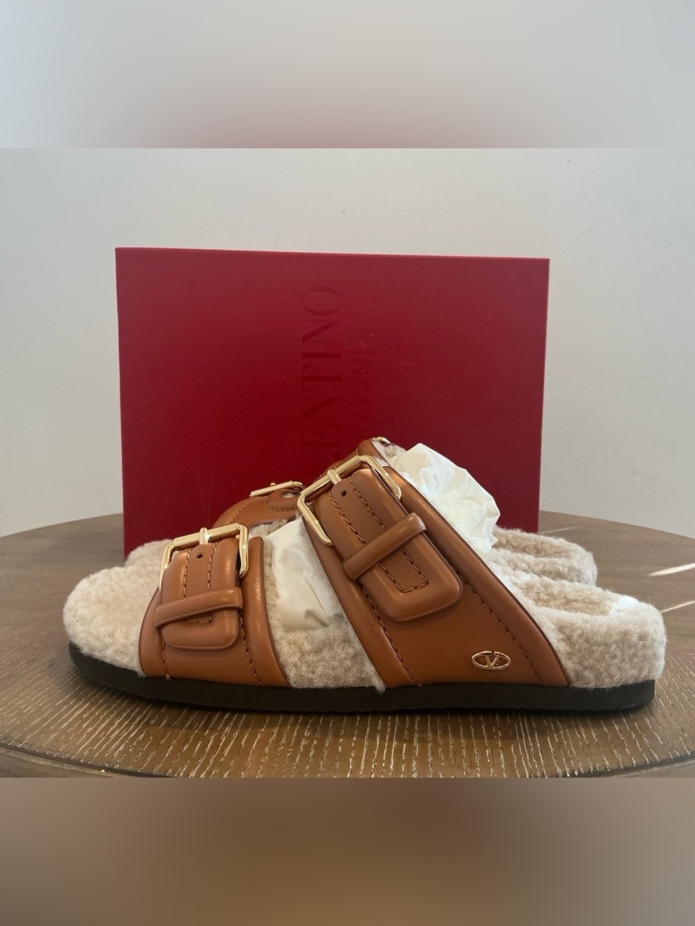 Valentino Garavani Women's Flip-Flops And Wooden Shoes, Leather, Brown/Almond - Picture 5 of 7
